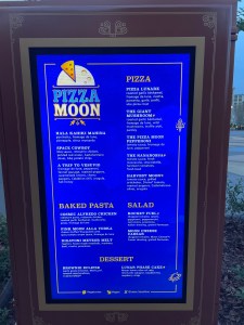Pizza Moon – Celestial Park at Epic Universe – Theme Park MoJu